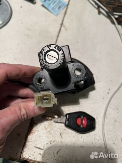 Замок зажигания cbr1100xx