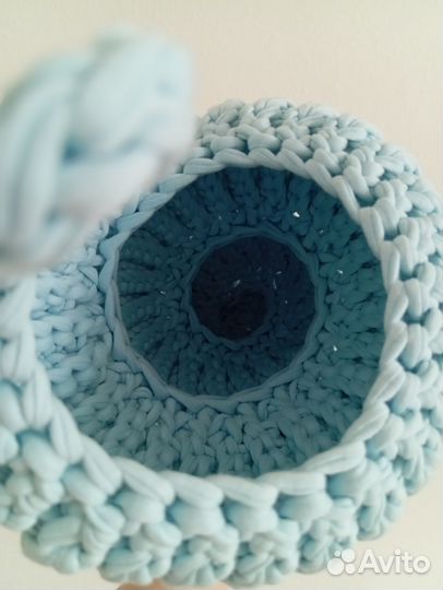 Корзина-ракушка из трикотажной пряжи