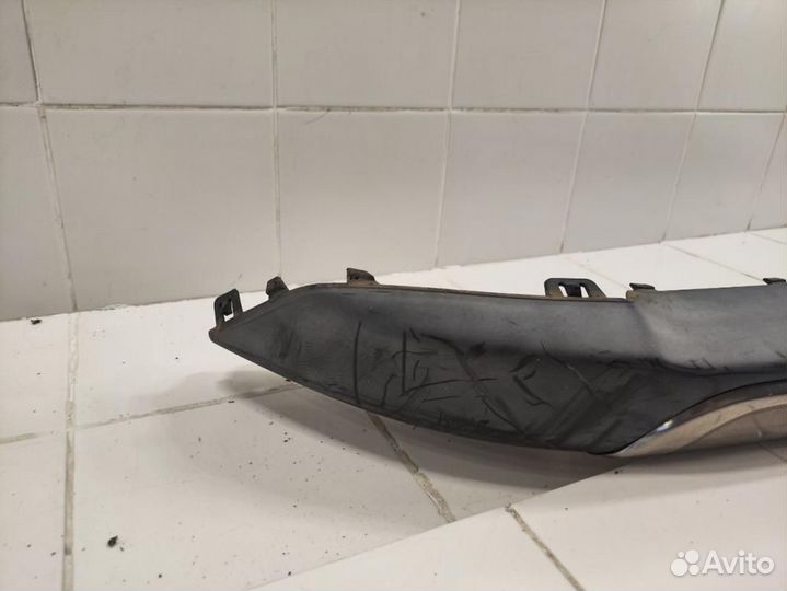 Накладка переднего бампера центральная Peugeot 3008 I (2009—2013)