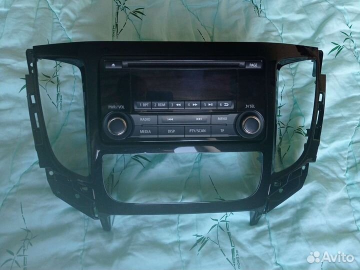 Магнитола с рамкой mitsubishi pajero sport 3