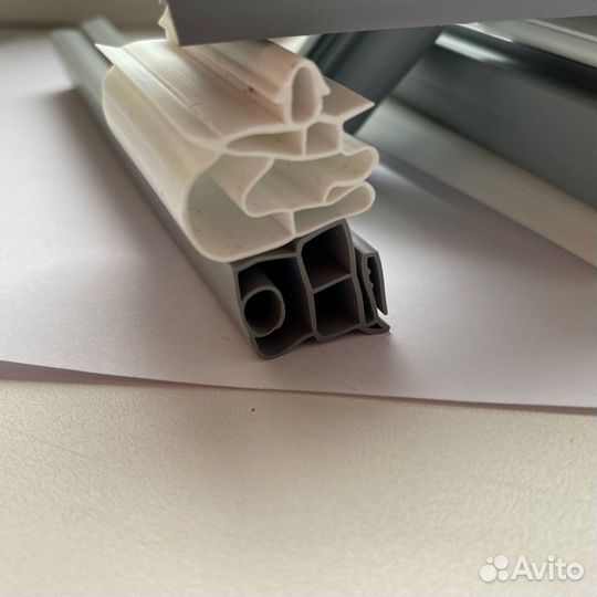 Уплотнитель для холодильника lg C240G.02114