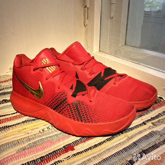 Баскетбольные кроссовки Nike Kyrie Flytrap EP