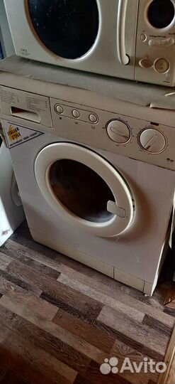 Холодильник, стиральная машина, микроволновка