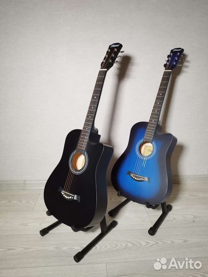 Акустическая гитара
