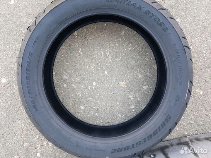 Мотошина 160 70 17 Бриджстоун 023