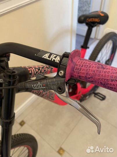 Велосипед commencal supreme dh