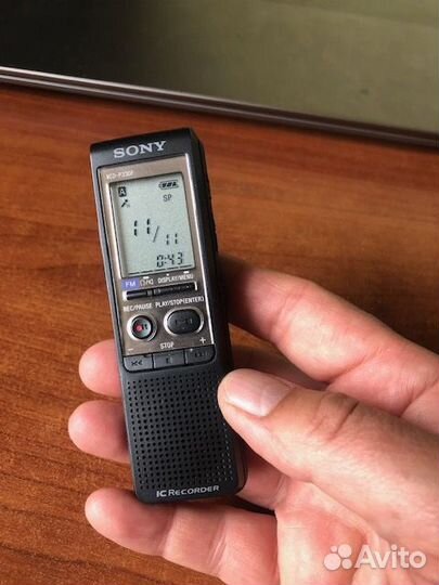 Диктофон Sony ICD-P330F
