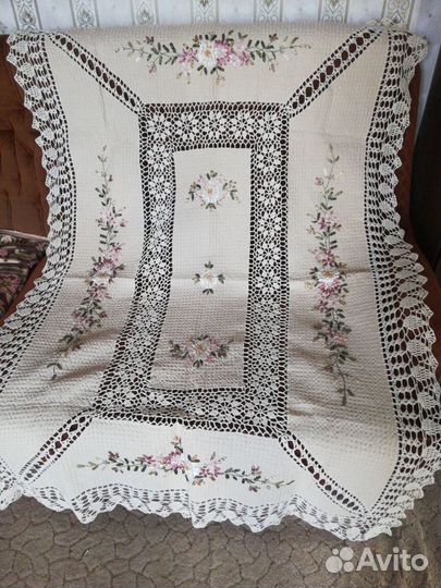 Скатерть дизайнерская, ручной работыНовая