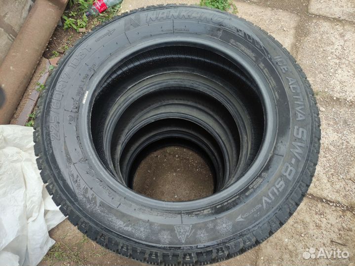 Nankang SW-8 Ice Activa 225/60 R17