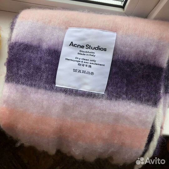 Шарф акне студио