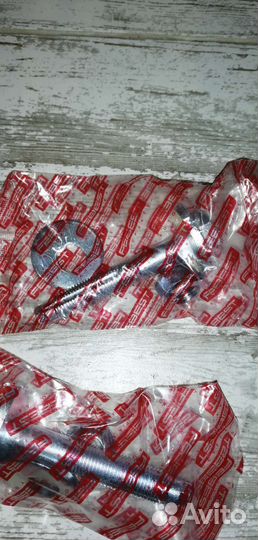 Развальные больты renault duster