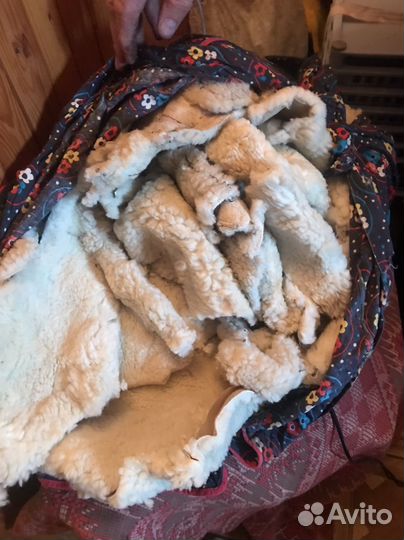 Овчина обрезки куски