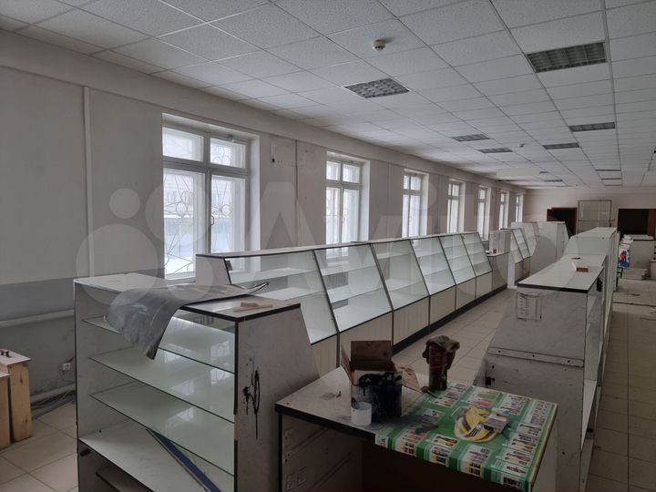 Здание, 470 м²
