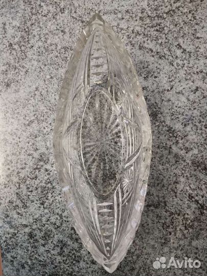 Хрустальная ваза