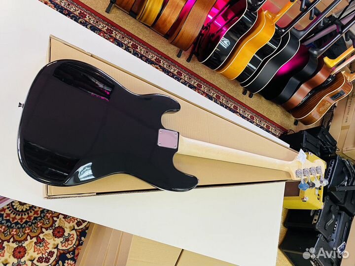 Бас Гитара Новая