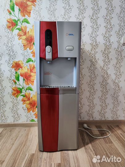 Кулер для воды