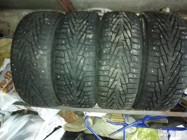 Nokian Tyres Hakkapeliitta 7 SUV 265/65 R17 116T
