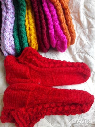 Вязаные тапочки ручной работы