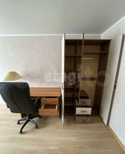 1-к. квартира, 30 м², 1/4 эт.