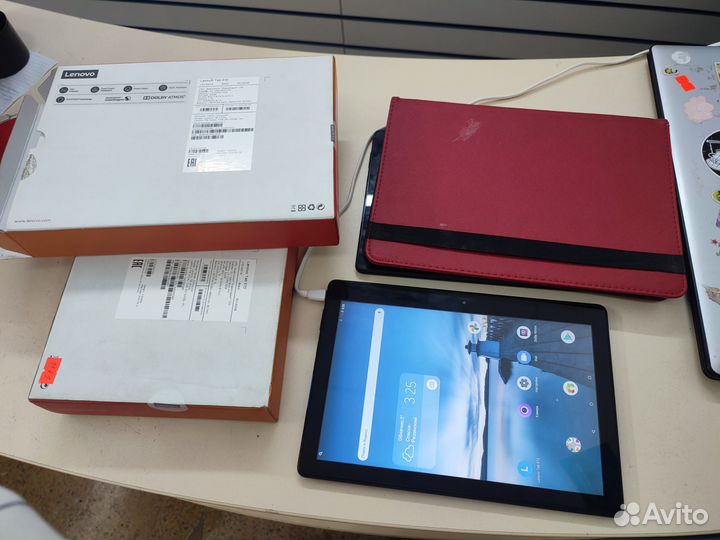 Планшет Lenovo Tab E10 LTE