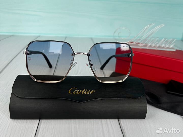 Солнцезащитные очки женские Cartier новые