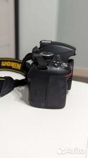 Зеркальный фотоаппарат Nikon D3200