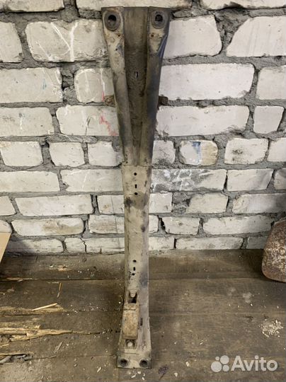 Балка двигателя продольная Nissan Pulsar N15