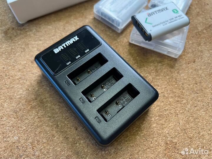 Зарядное batmax + аккумуляторы Sony NP-BX1