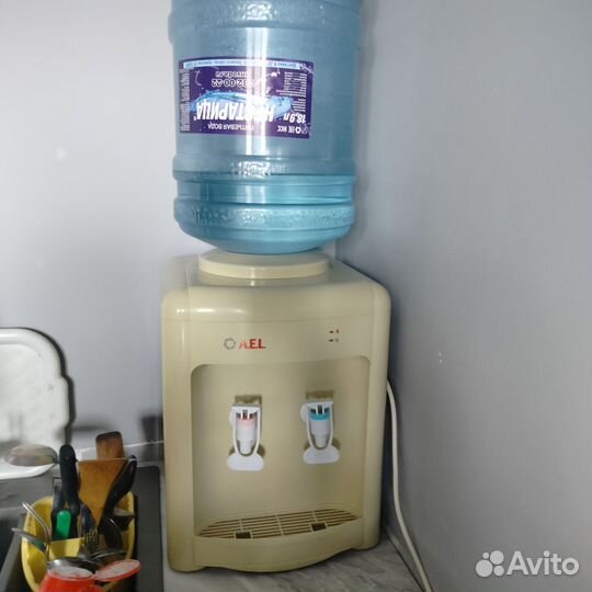 Кулер настольный