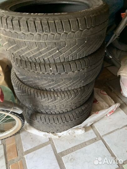 Continental ContiCrossContact Viking 225/60 R17