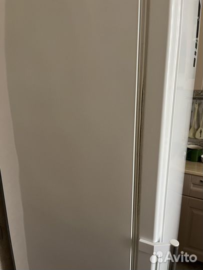 Холодильник hotpoint ariston бу