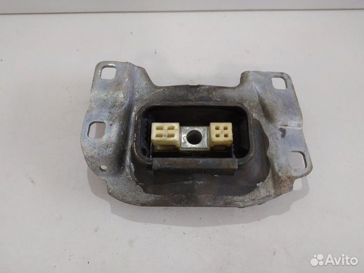 Опора кпп левая Ford Focus 3 (дорестайлинг) 1 2011