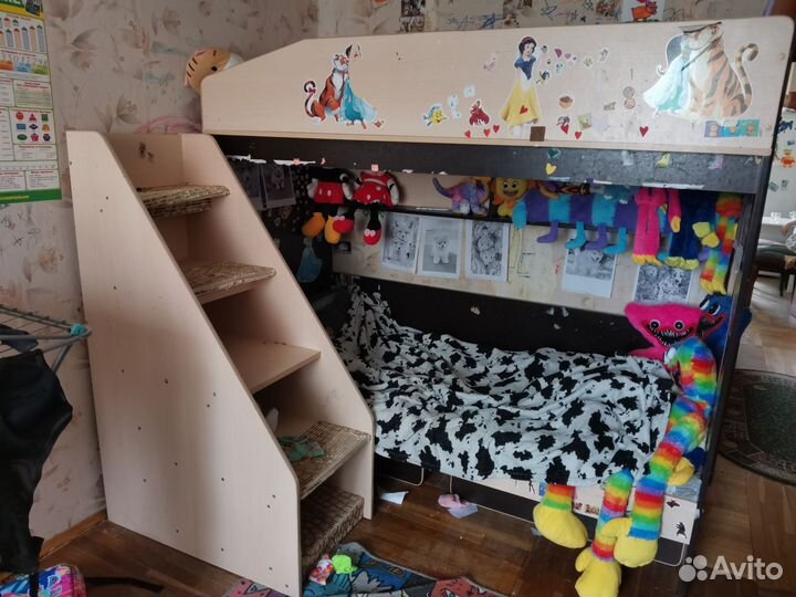 Детская двухярусная кровать. Мебель для детей