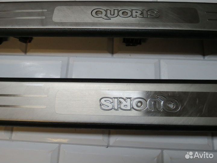 Накладка на порог передняя Kia Quoris