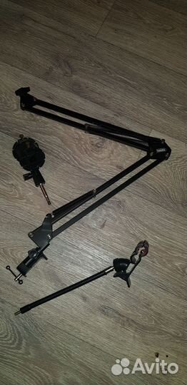 Настольная стойка и насадка для микрофона