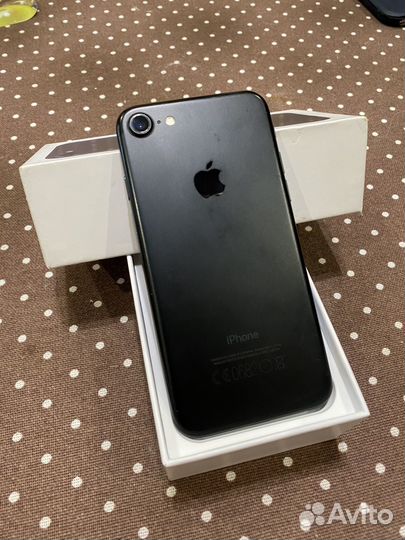 iPhone 7, 32 ГБ