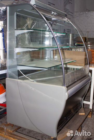 Кондитерская витрина 