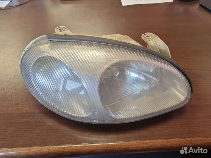 Правая фара Chevrolet lanos