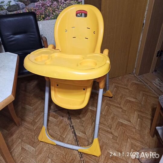 Стульчик для кормления