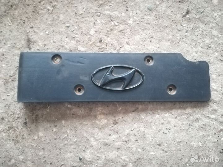 Крышка двигателя декоративная Hyundai Solaris