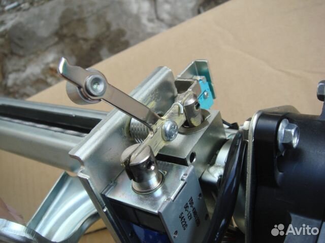 Форестер привод двери багажника Forester SJ 2015-н