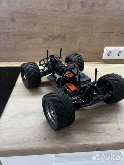 Радиоуправляемый монстр HPI Bullet 4WD