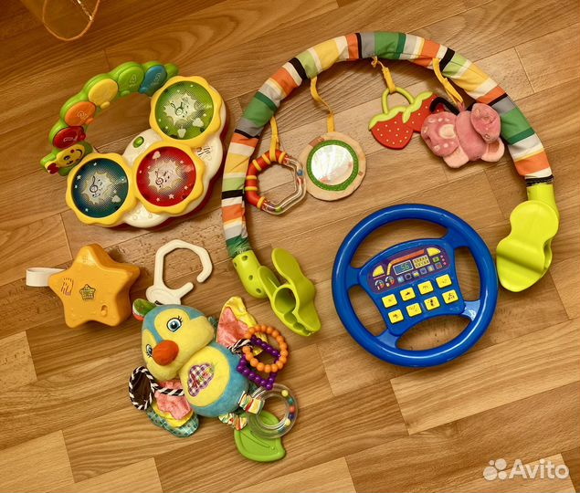 Игрушки для малышей пакетом