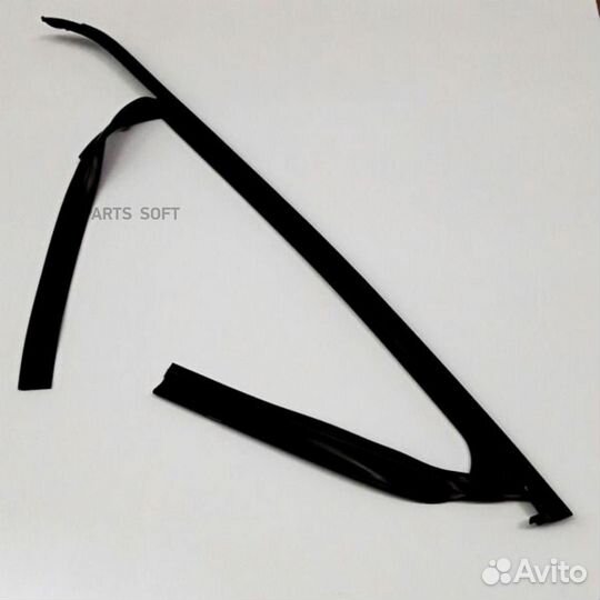 Volvo 31479776 Уплотнение передней левой двери