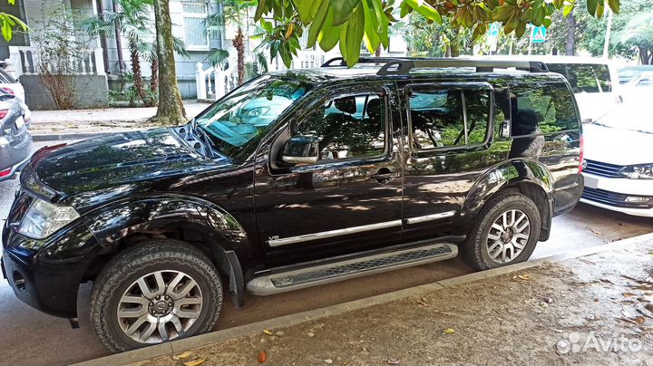 Nissan Pathfinder 3.0 AT, 2011, 256 000 км