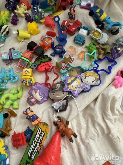 Маленькие игрушки киндер и другие
