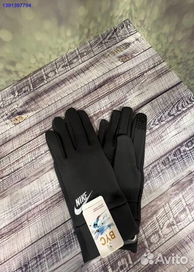 Перчатки Nike новые