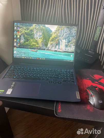 Ноутбук Lenovo