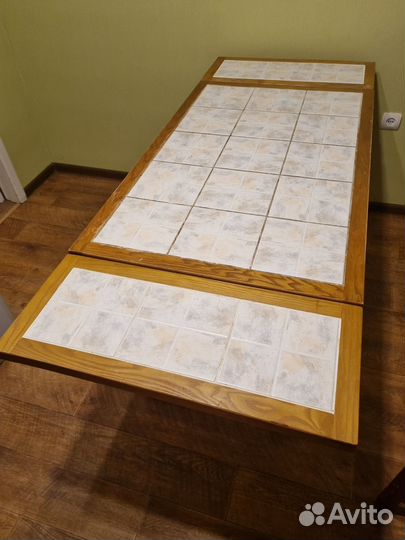 Стол обеденный раздвижной из массива