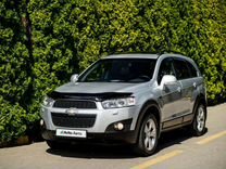 Chevrolet Captiva 2.4 AT, 2013, 136 000 км, с пробегом, цена 1 530 000 руб.